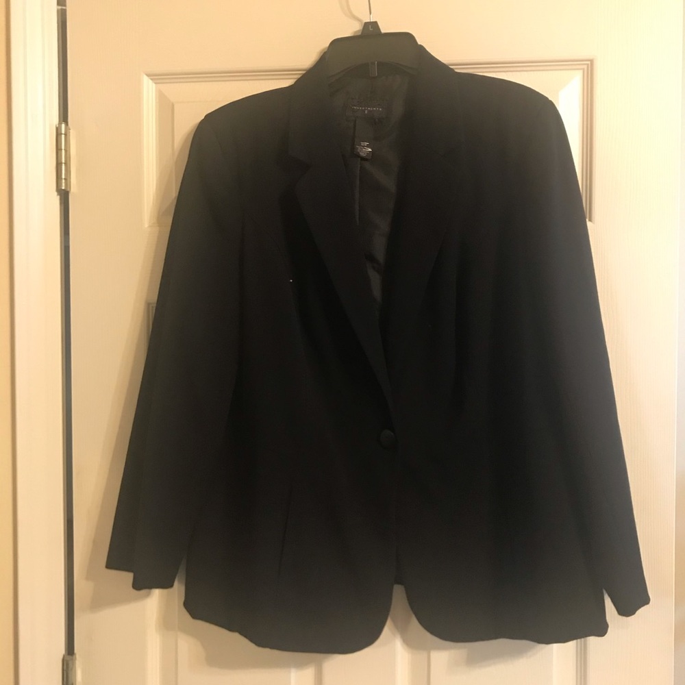 Investments classic black dress jacket